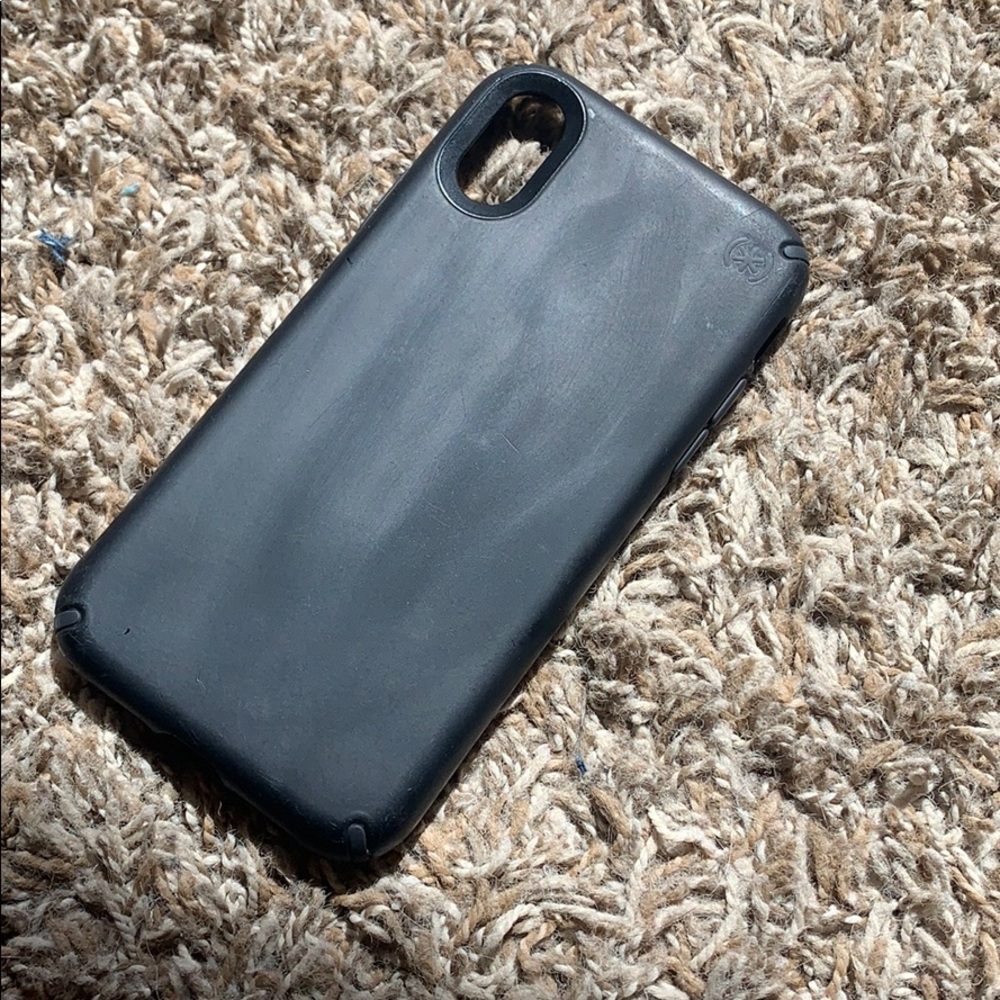 Speck case for IPhone XR